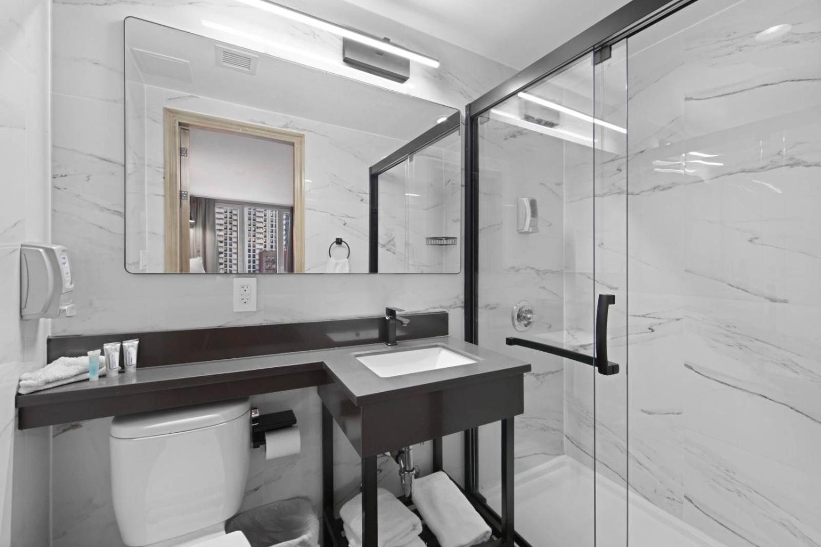 Hotel Tremont Bronx Yankee Stadium New York Bagian luar foto